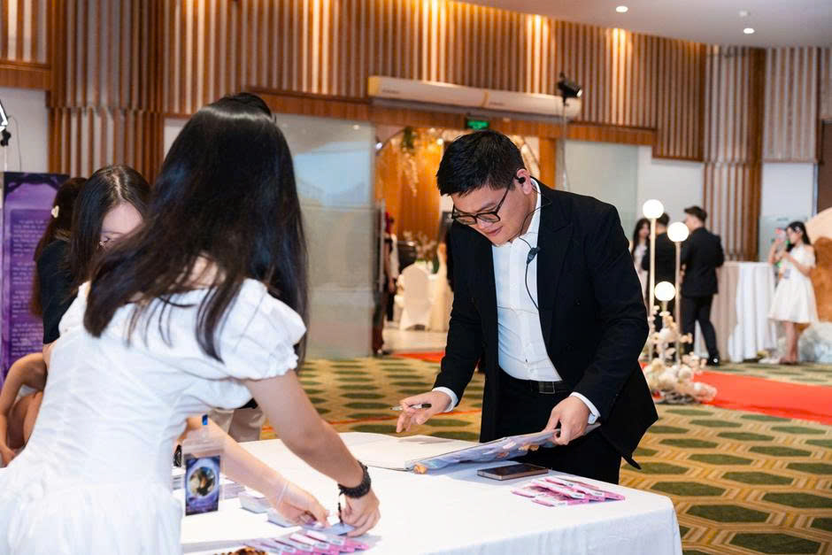 Các hoạt động lưu giữ kỷ niệm sinh viên được tham gia trong chương trình