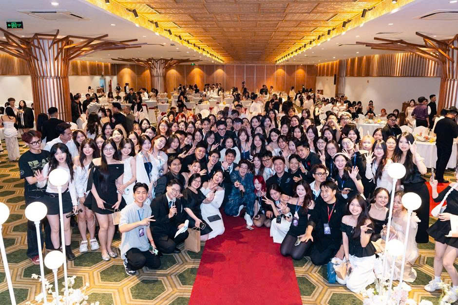 Các hoạt động lưu giữ kỷ niệm sinh viên được tham gia trong chương trình