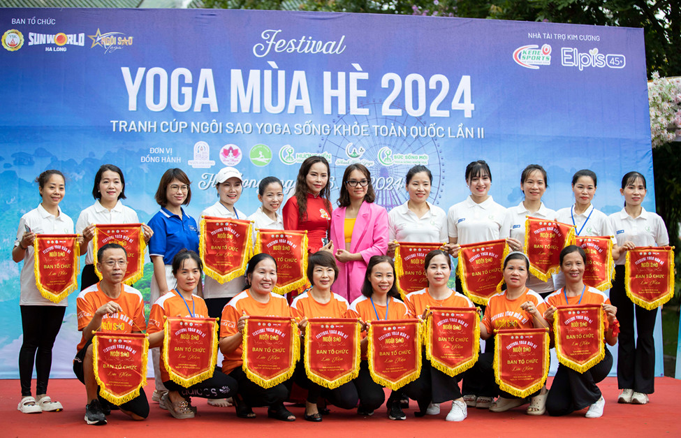 KENE SPORTS - truyền cảm hứng tập luyện cùng Festival Yoga mùa hè 2024 thu hút hơn 2.000 người đồng diễn